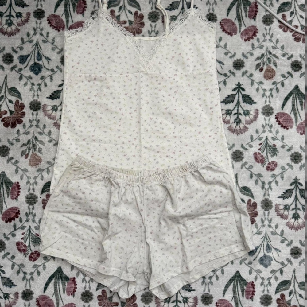 Brandy Melville floral tank and shorts set